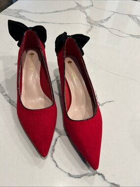 REDLOVE Pointed Toe Red Bow Pumps - Women